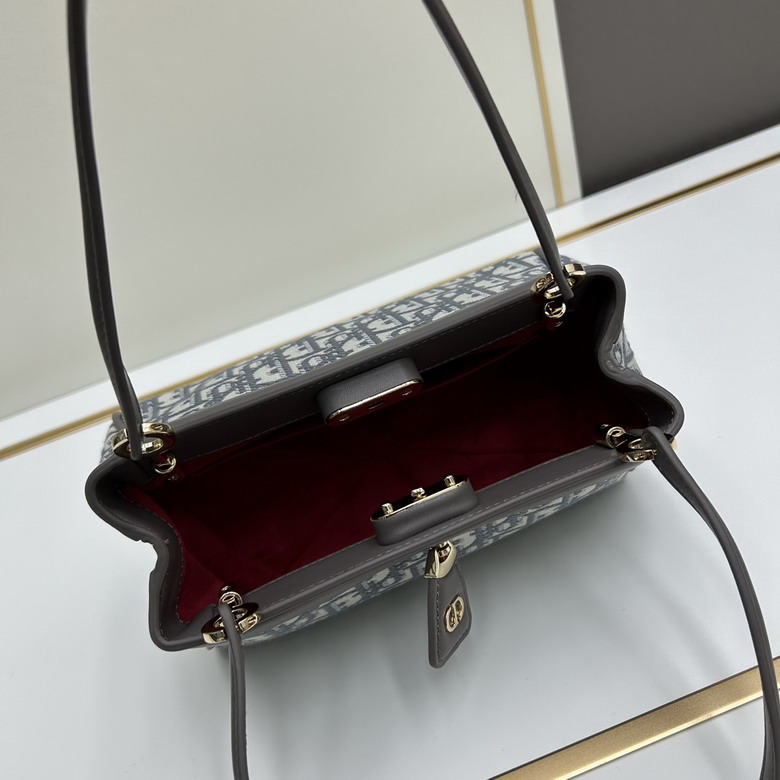 Dior 3633 22x13x12cm ww6