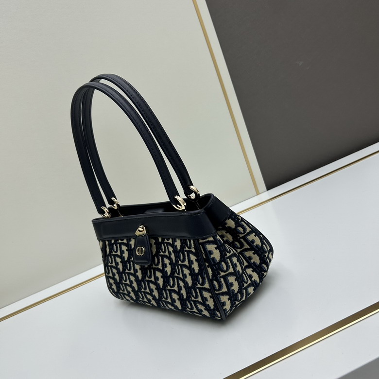Dior 3633 22x13x12cm ww7