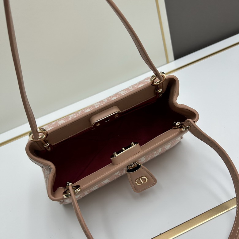 Dior 3633 22x13x12cm ww8