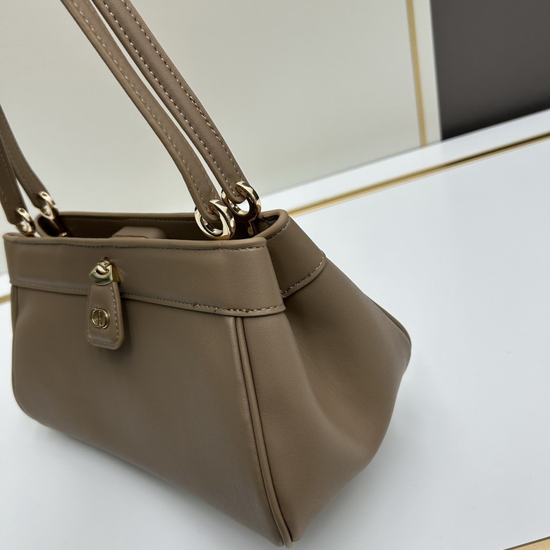 Dior 3633 25x16x12cm ww2