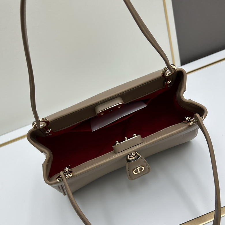 Dior 3633 25x16x12cm ww2