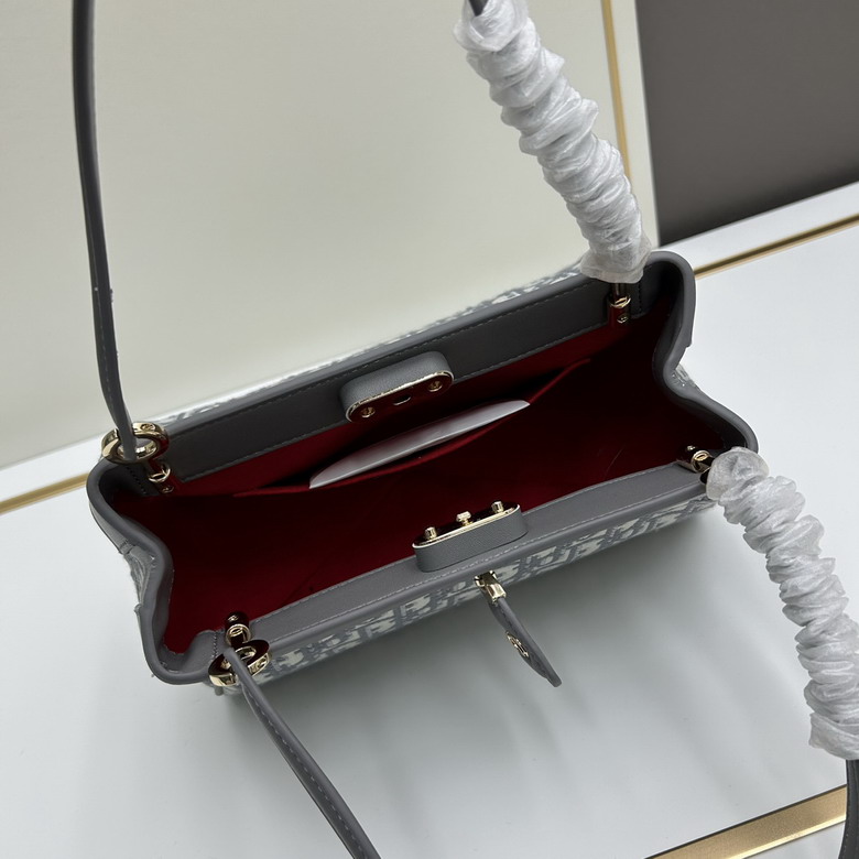 Dior 3633 25x16x12cm ww4