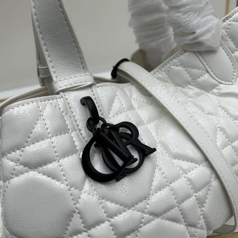 Dior 6876 23x15x15cm ww1