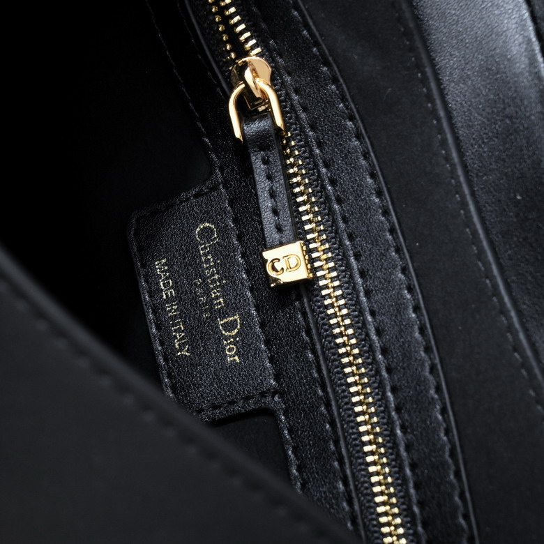 Dior besace 5757 24x15x6cm ww1