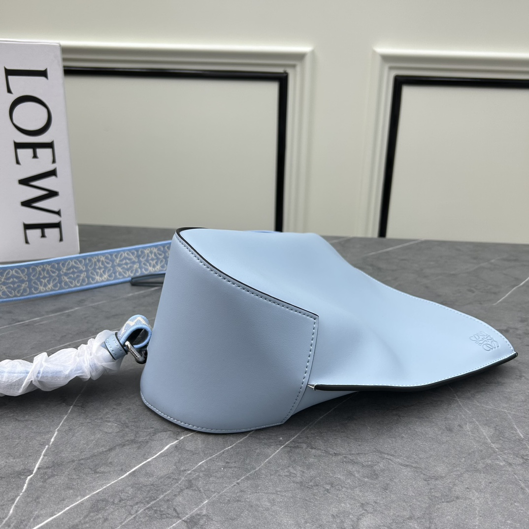 Loewe S327 34x17.5x13cm ww