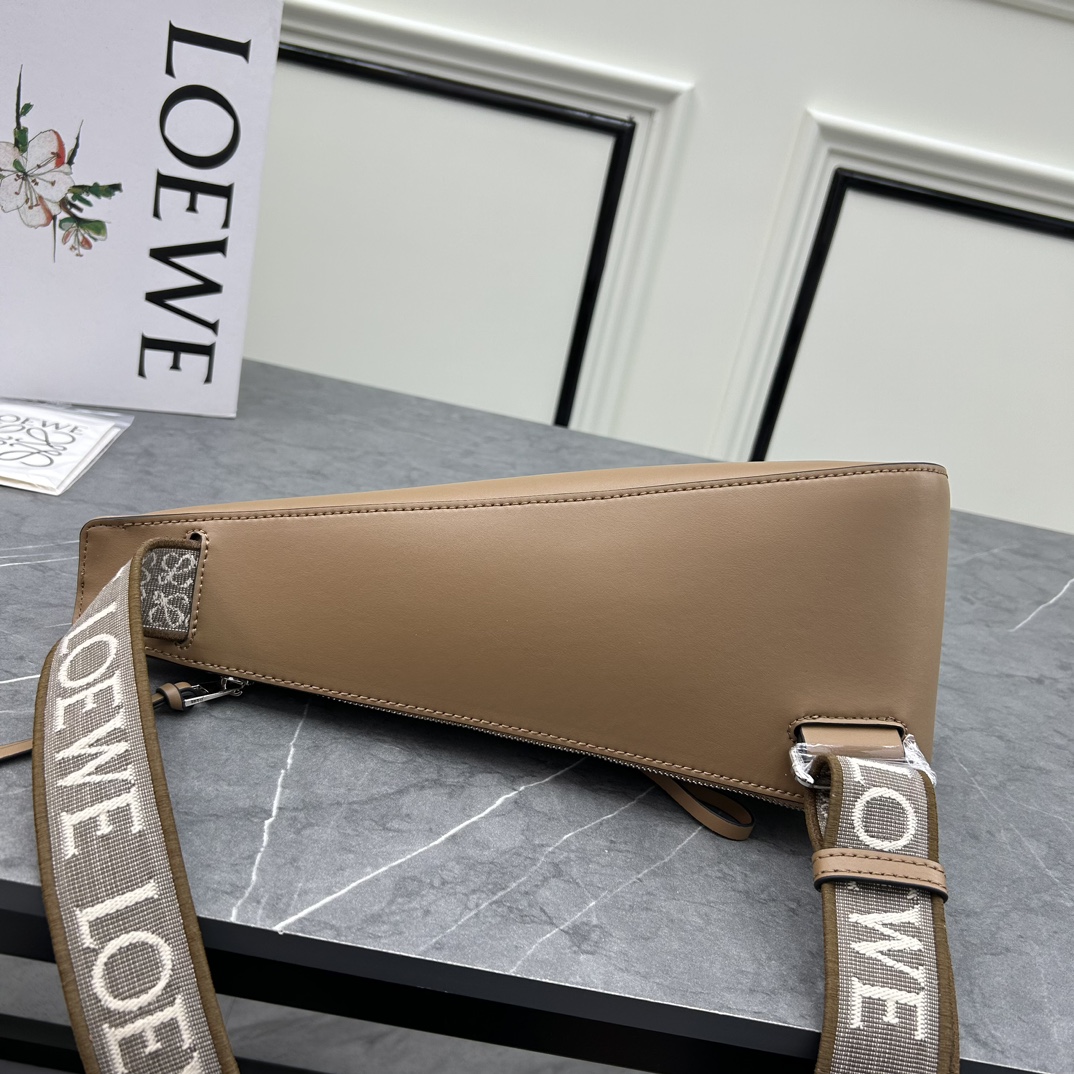 Loewe S327 34x17.5x13cm ww