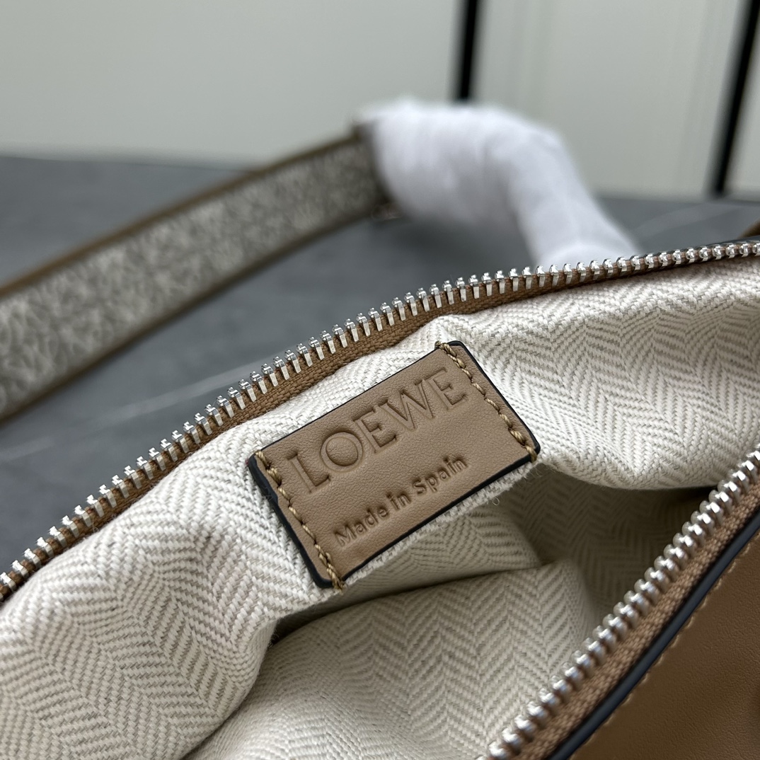 Loewe S327 34x17.5x13cm ww