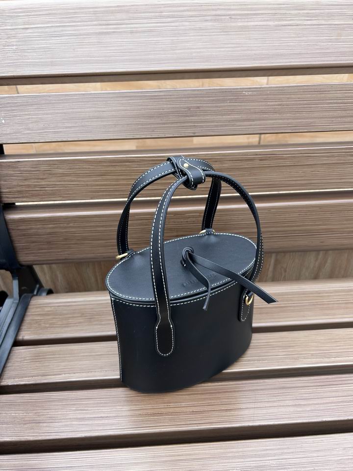 MiuMiu 616020 19x14.5x9.5cm zy1