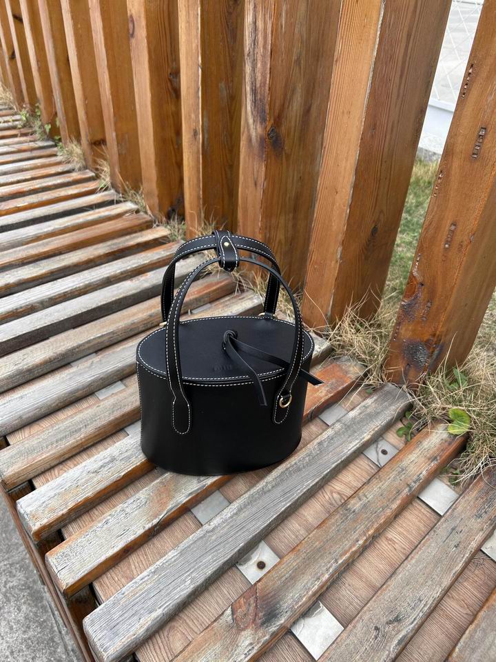 MiuMiu 616020 19x14.5x9.5cm zy1