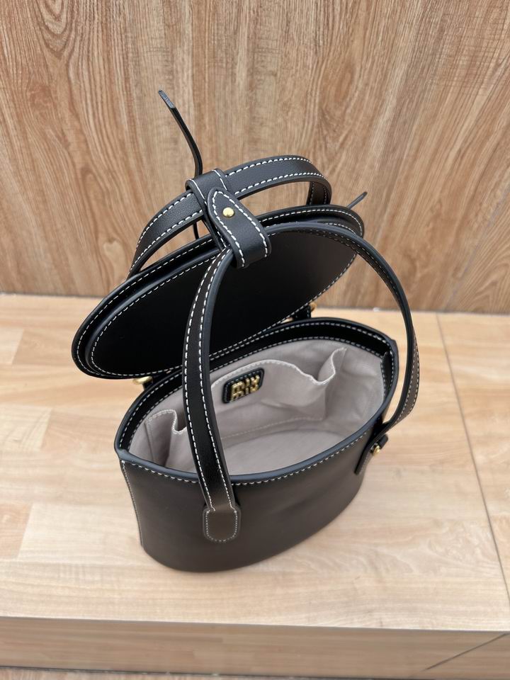 MiuMiu 616020 19x14.5x9.5cm zy1
