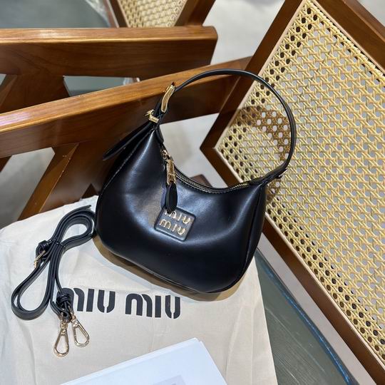 Miumiu 18x20 zy