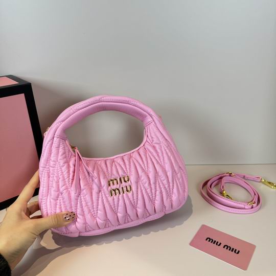 Miumiu 803 21x22x7cm zy2