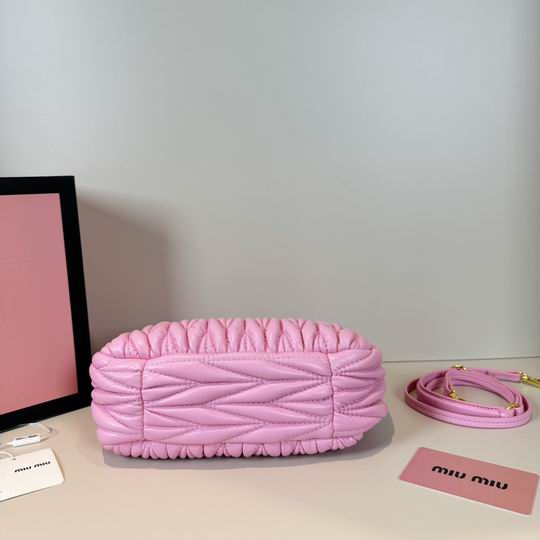 Miumiu 803 21x22x7cm zy2