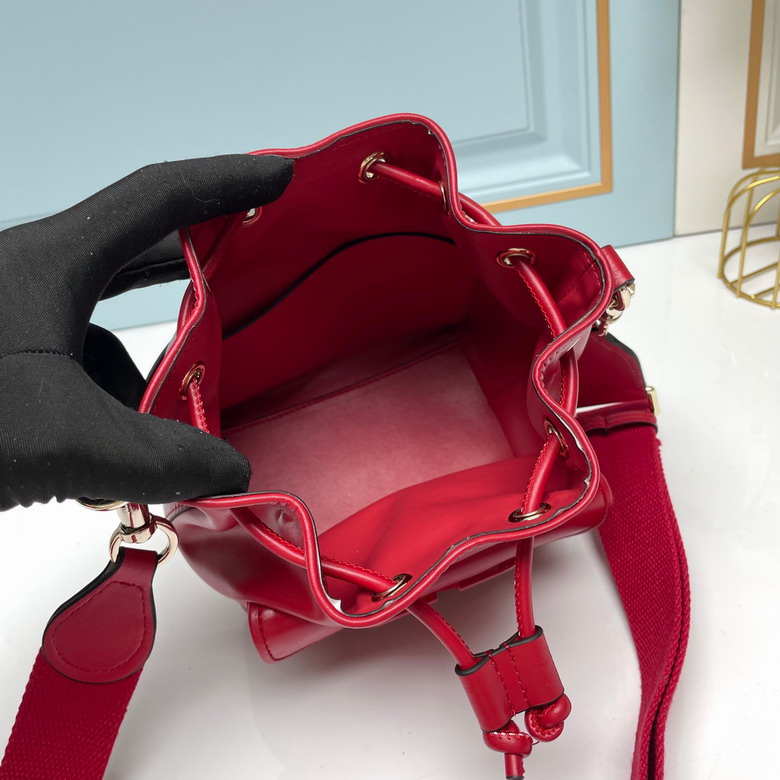 Val 5011 16x19x11cm ww1