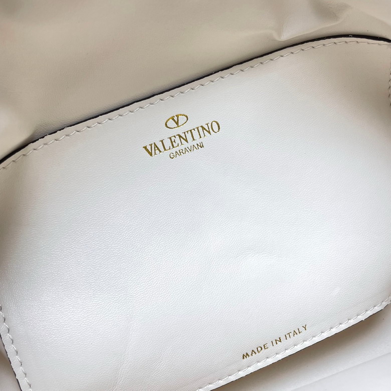 Val 5011 16x19x11cm ww2