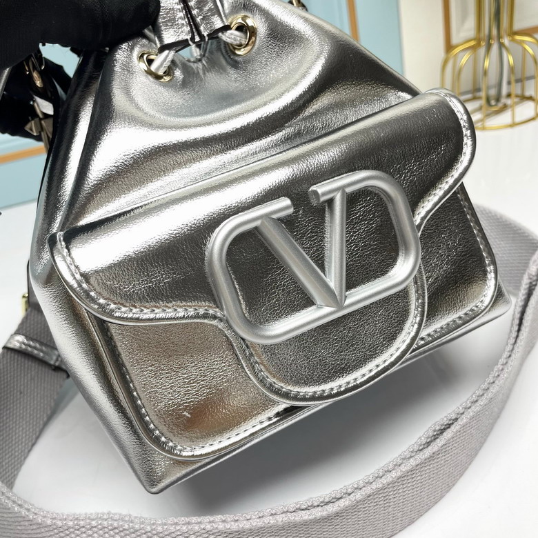 Val 5011 16x19x11cm ww