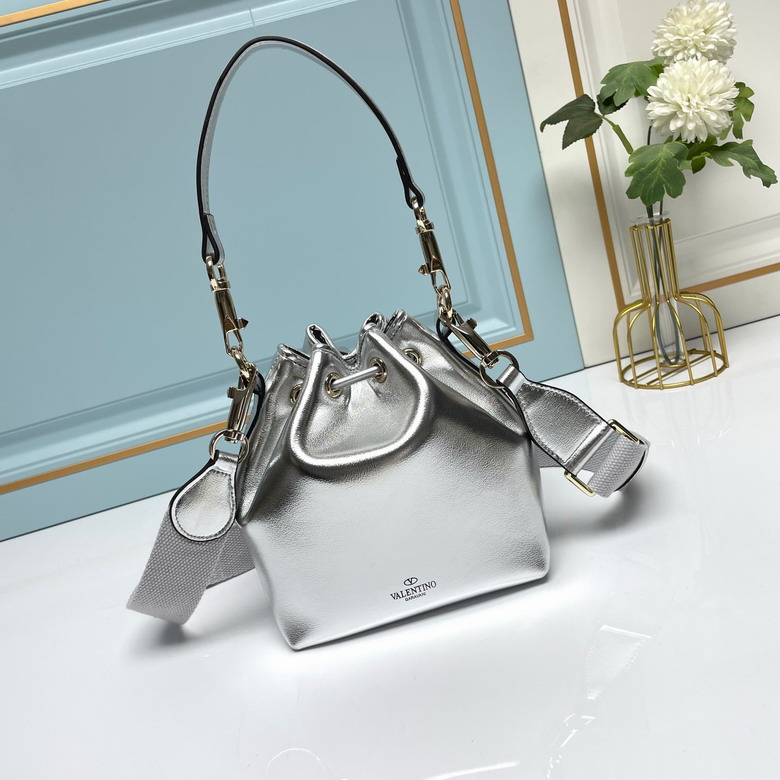 Val 5011 16x19x11cm ww