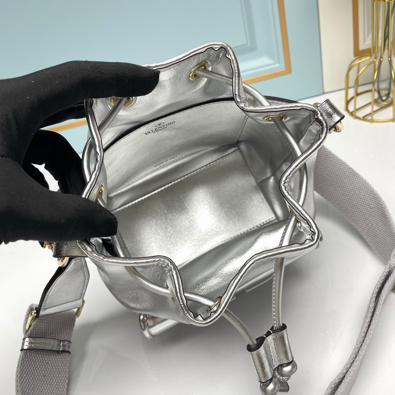 Val 5011 16x19x11cm ww