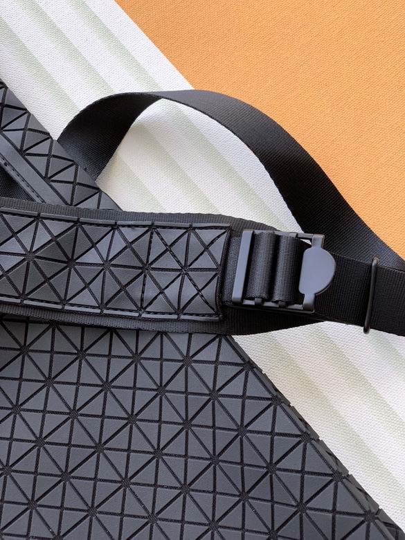 36.5X27.5X7cm 061111 YT 2