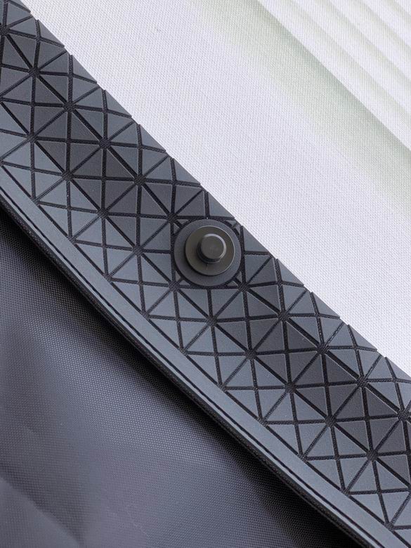 36.5X27.5X7cm 061111 YT 2