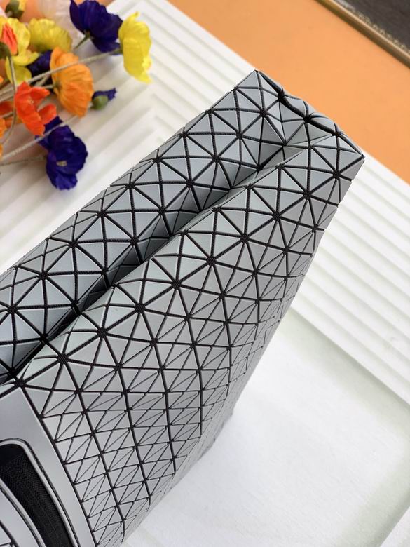 36.5X27.5X7cm 061111 YT 5