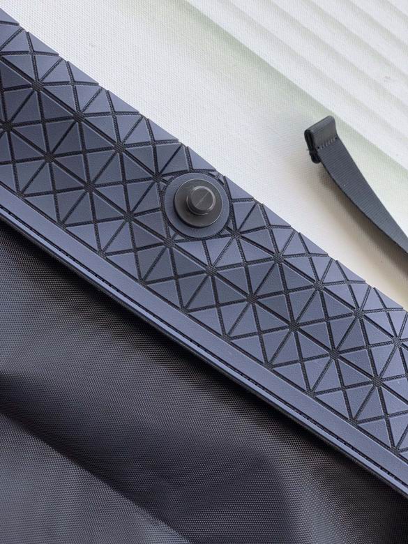 36.5X27.5X7cm 061111 YT 6