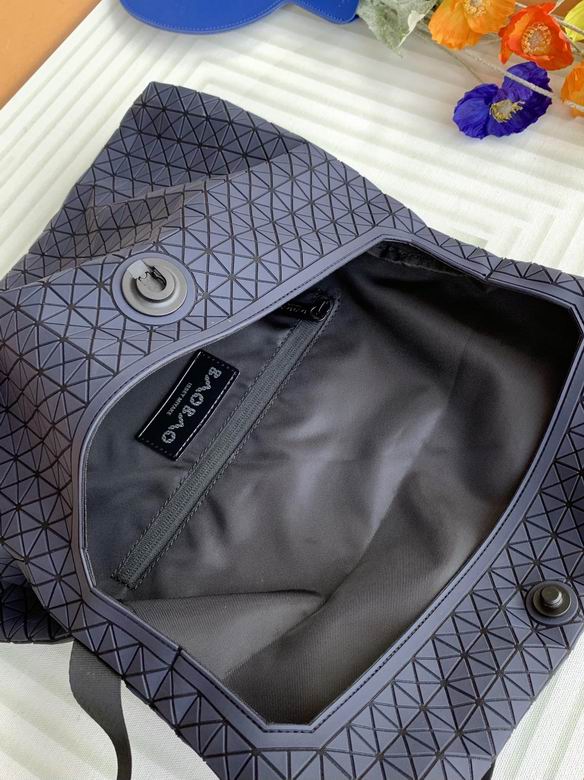 36.5X27.5X7cm 061111 YT 6